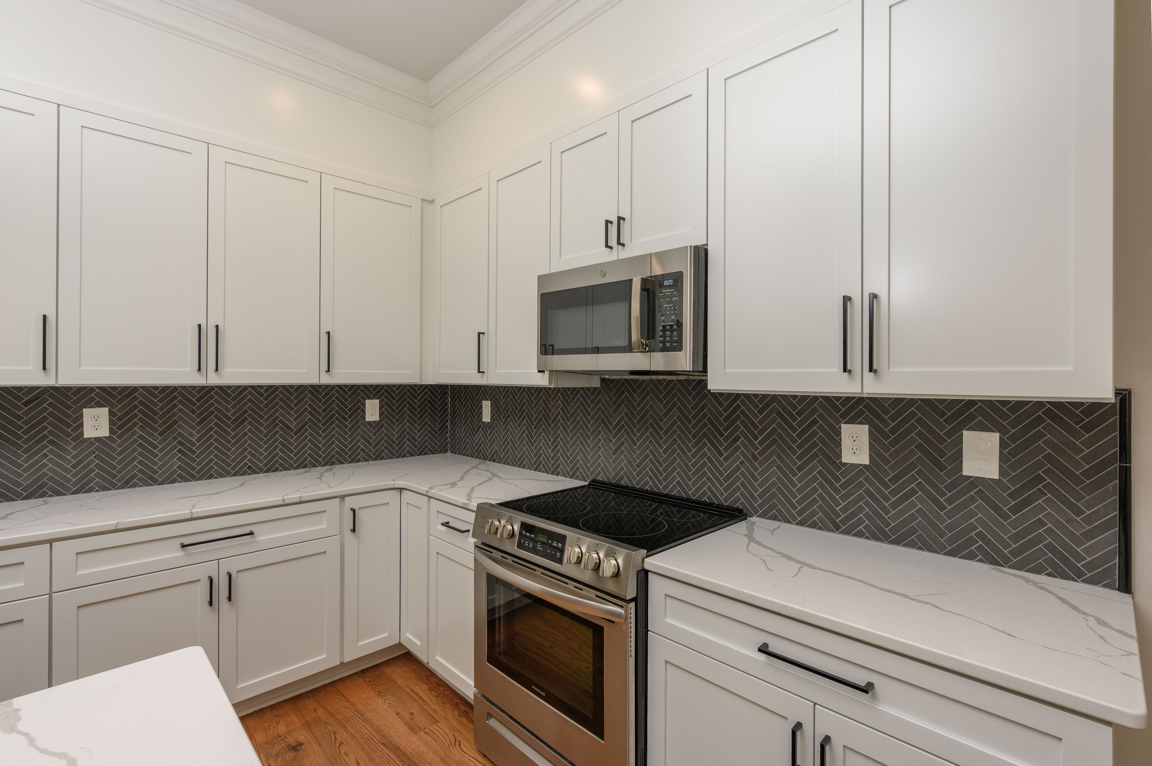 1100 Landing Drive image 7